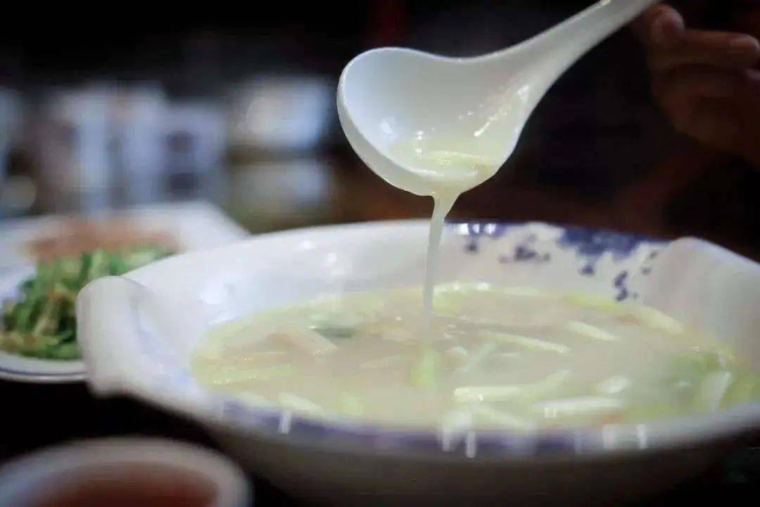 大明湖畔的汤菜之冠奶汤蒲菜