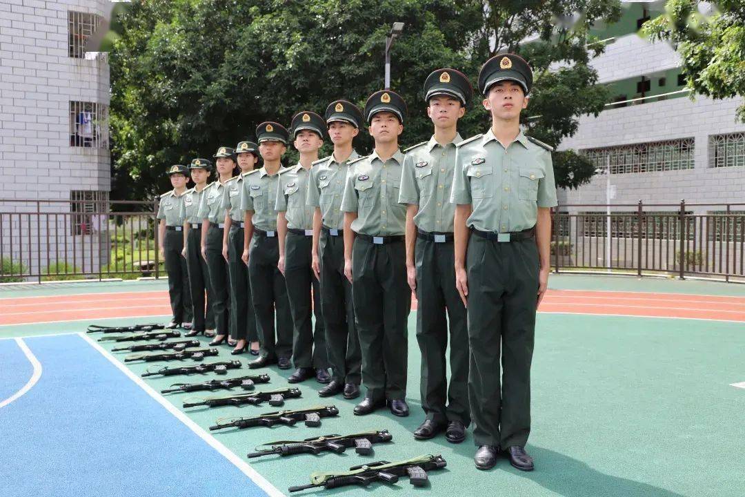 广附英豪学校国防班授旗宣誓仪式及军事课程展示开放日活动邀请函