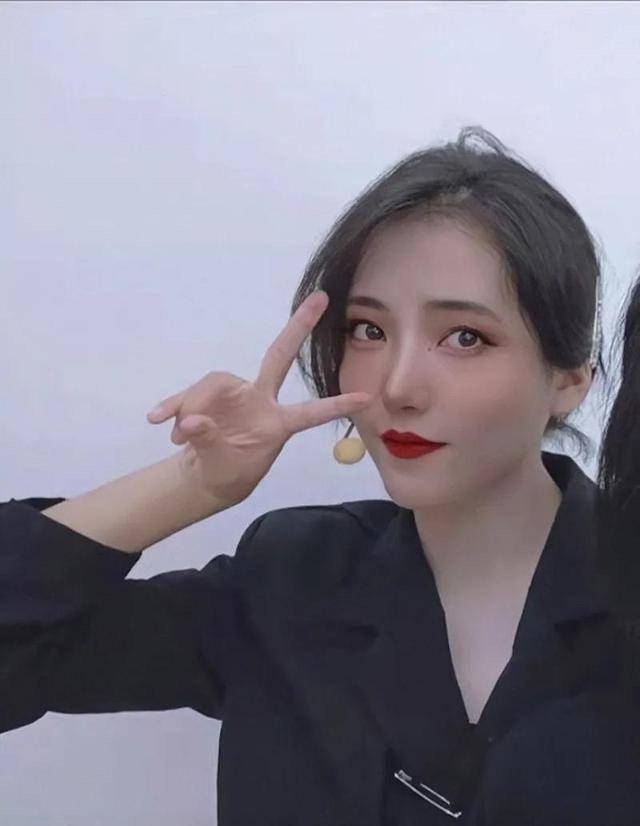 来吧选出你的心动男神女神