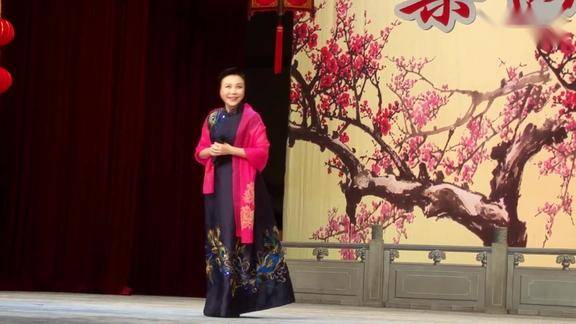 京剧秦香莲选段赵秀君演唱