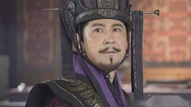 韩非为什么得不到秦王嬴政的重用是谁害死了他是不是李斯