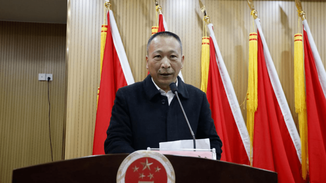 观海卫镇召开"给全镇洗个澡"现场观摩暨工作会议