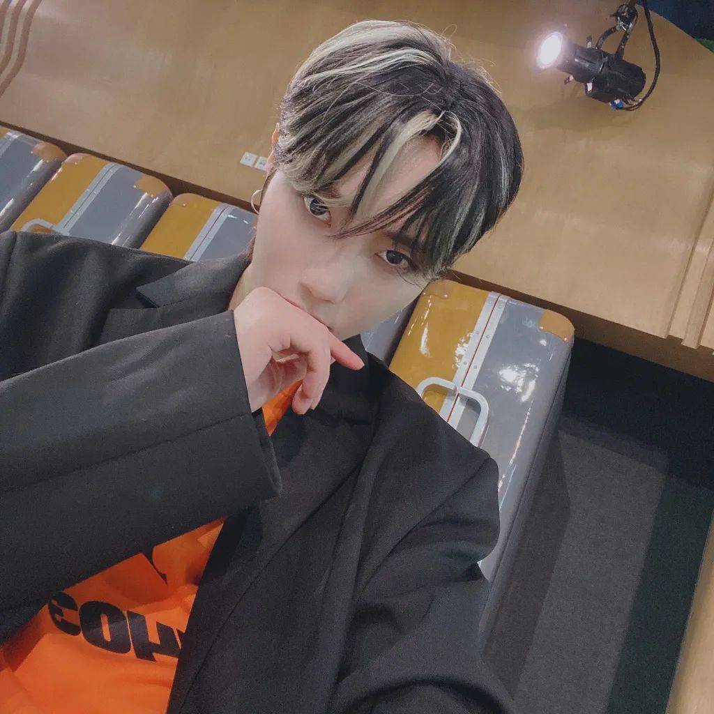 【微信头像】r1se刘也