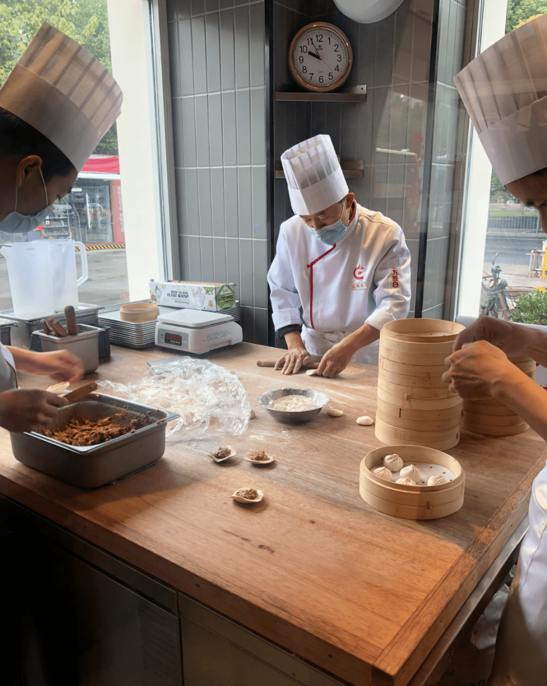 肯德基亲兄弟改卖包子百胜中国再战中式快餐能逆袭吗