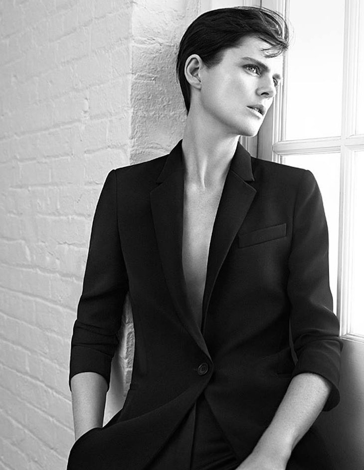 平安夜前,世界顶级超模,无法复制的贵族女神突然去世了._tennant