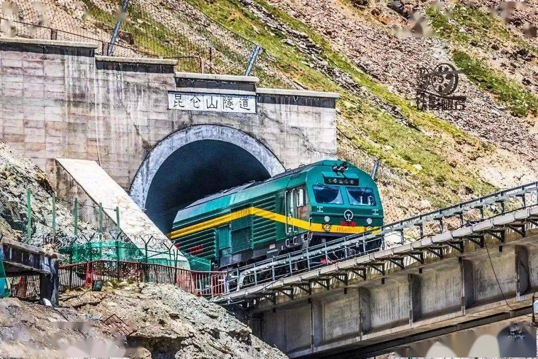 03(风火山隧道,轨面海拔4905米)海拔最高的高原冻土隧道02(唐古拉车站