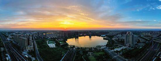 一线龙池湖映起南京六合改善时代