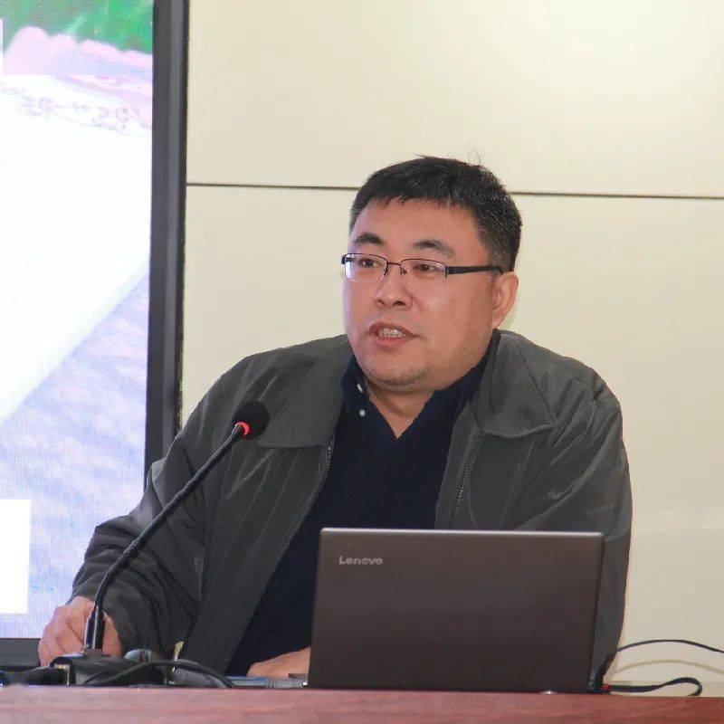 清华大学为莒县一中送来了这样一份礼物!_李教授