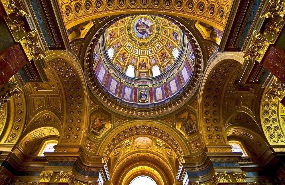 惊呆了看看中国这座价值百亿的黄金豪宅绝对震撼