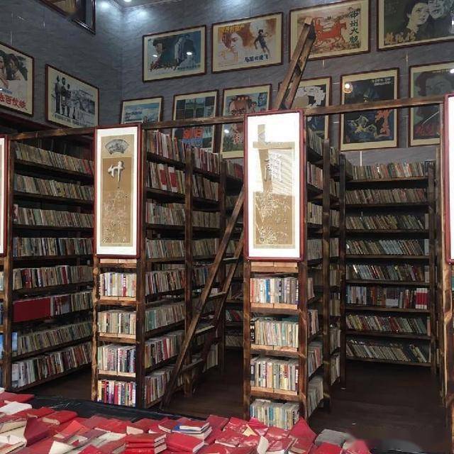 最近,重新看了一遍小时候看过的很小众的电视剧《人虫》