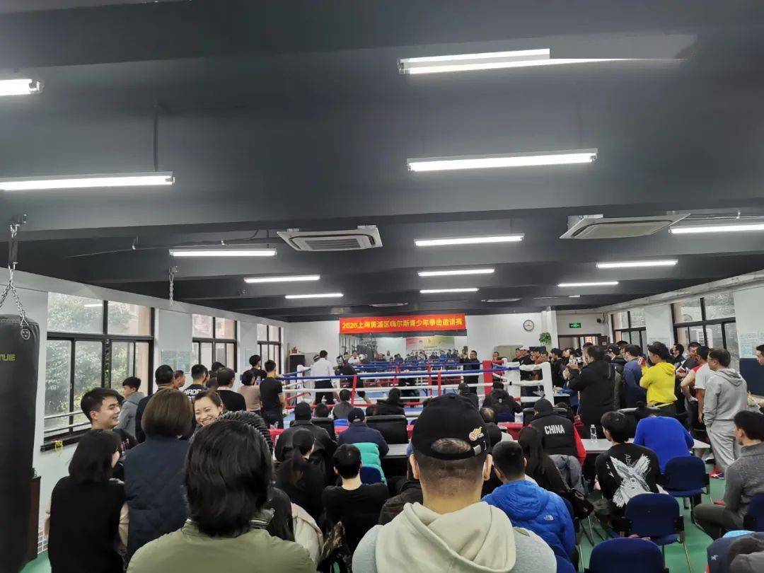 此次比赛最早由上海黄浦区嗨尔斯青少年体育俱乐部拳击教练郑沙坚发起