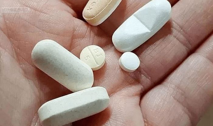 头孢类酒毒药安眠药酒一条人命服这7类药物后千万别饮酒