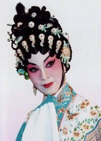 【粤剧小百科】(290)卫少芳,大牛德,小飞红