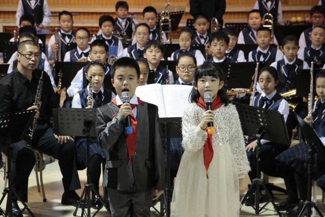 幸福五小新年音乐会幸福交响悦享童年丰台五小科丰校区管乐团新年专场