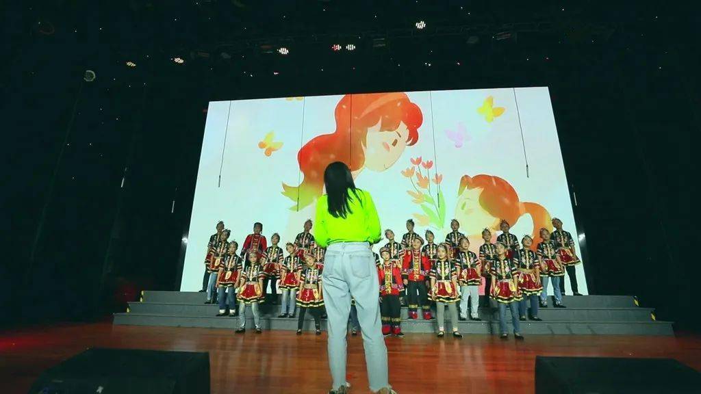 短视频 | 安仁留守儿童合唱团闪亮深圳大舞台