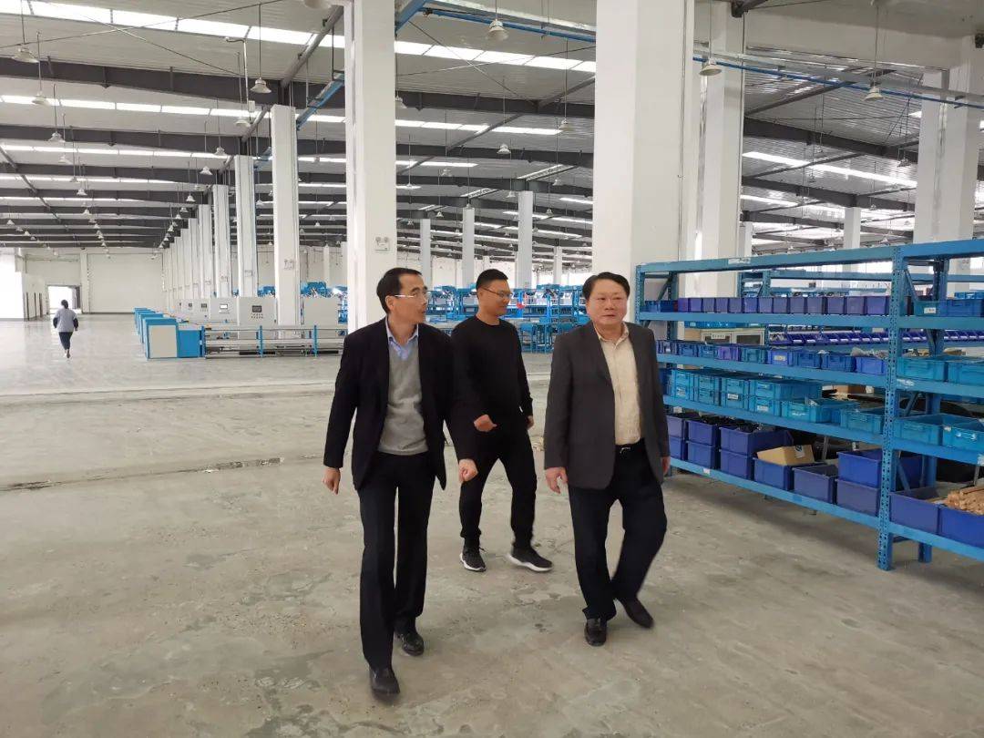 区人大常委会领导分赴乡镇街道开展大干30天一线破难活动