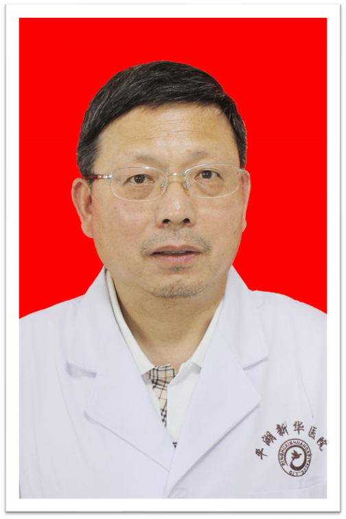 消化内科李继福主任听了患者症状描述,也了解到有结直肠癌家族史,幽门