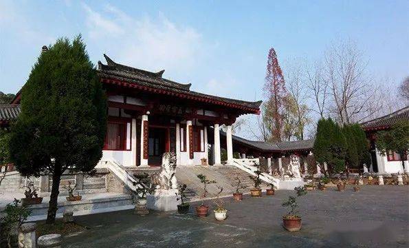 见证汉中的历史过往众多名胜古迹张骞纪念馆,张良庙……石门栈道,古汉