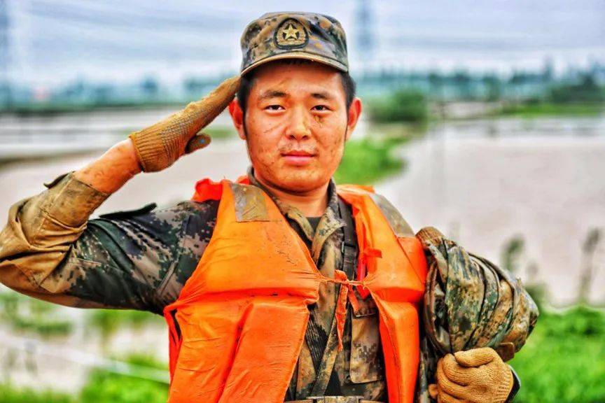 回顾2020年中国军人的365 个日夜