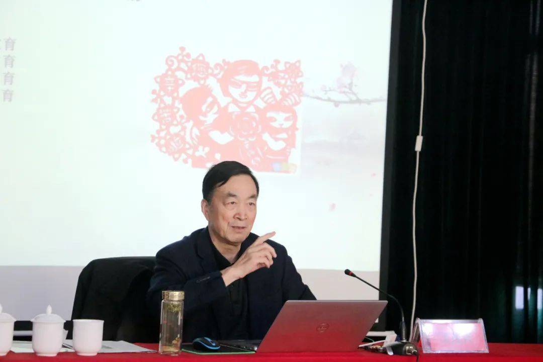 弘扬优秀传统文化 注重教育立德树人——寿光市关工委主任王茂兴到