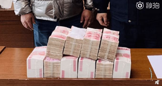 "百万级别开箱"!男子丢100万现金次日才想起来,网友:心真大