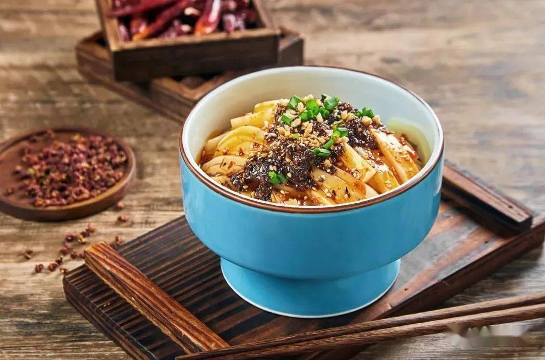 推荐美食地:潼南城区凉粉店,双江镇陈凉粉