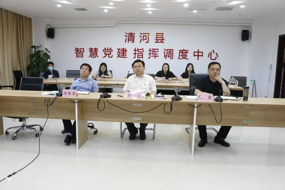 9月10日,全市召开人才集聚行动推进会,县委副书记,县长郭卫欣在我县分