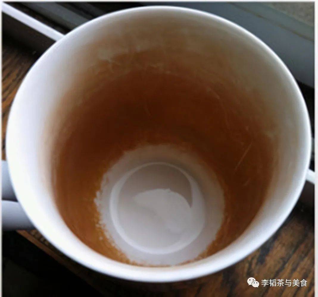 抖音上,其他视频号,朋友圈都有这样类似的表达:孩子做好事把爷爷用了