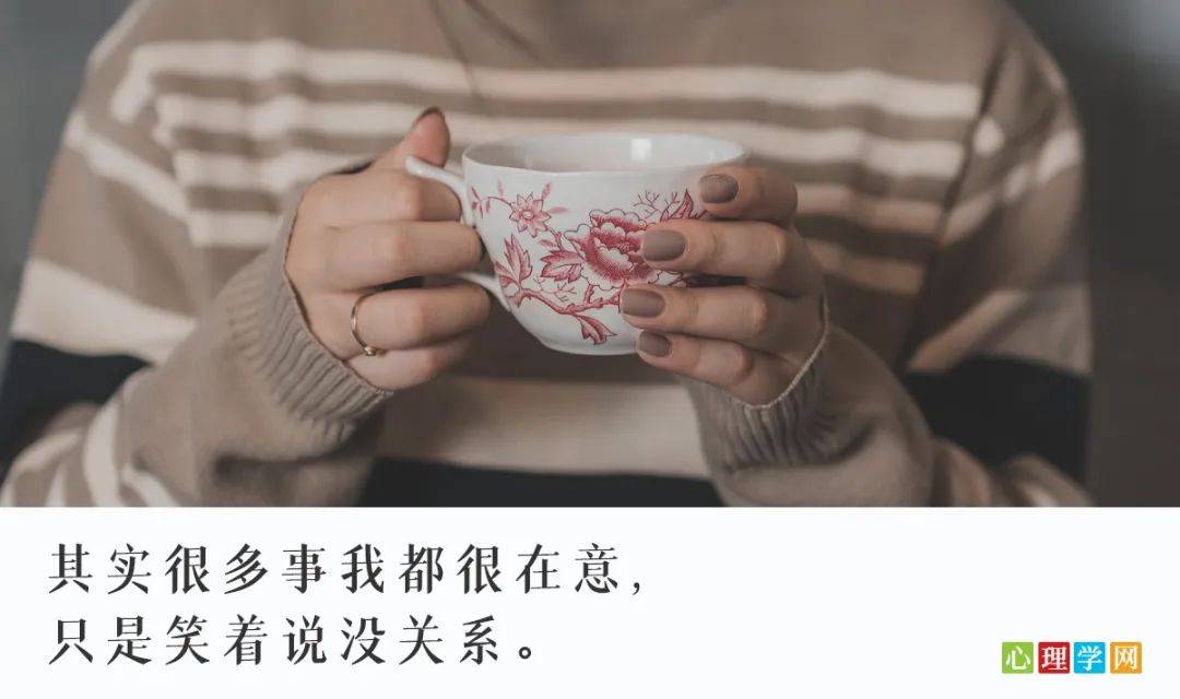 適合半夜一個人發的朋友圈文案