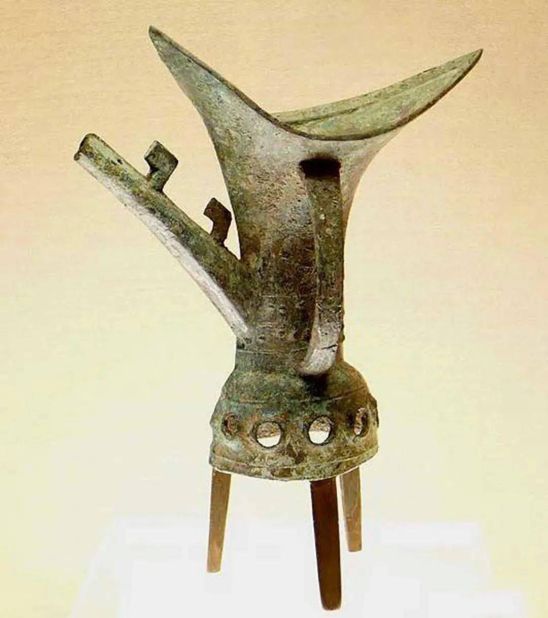 二里头文化青铜管流爵