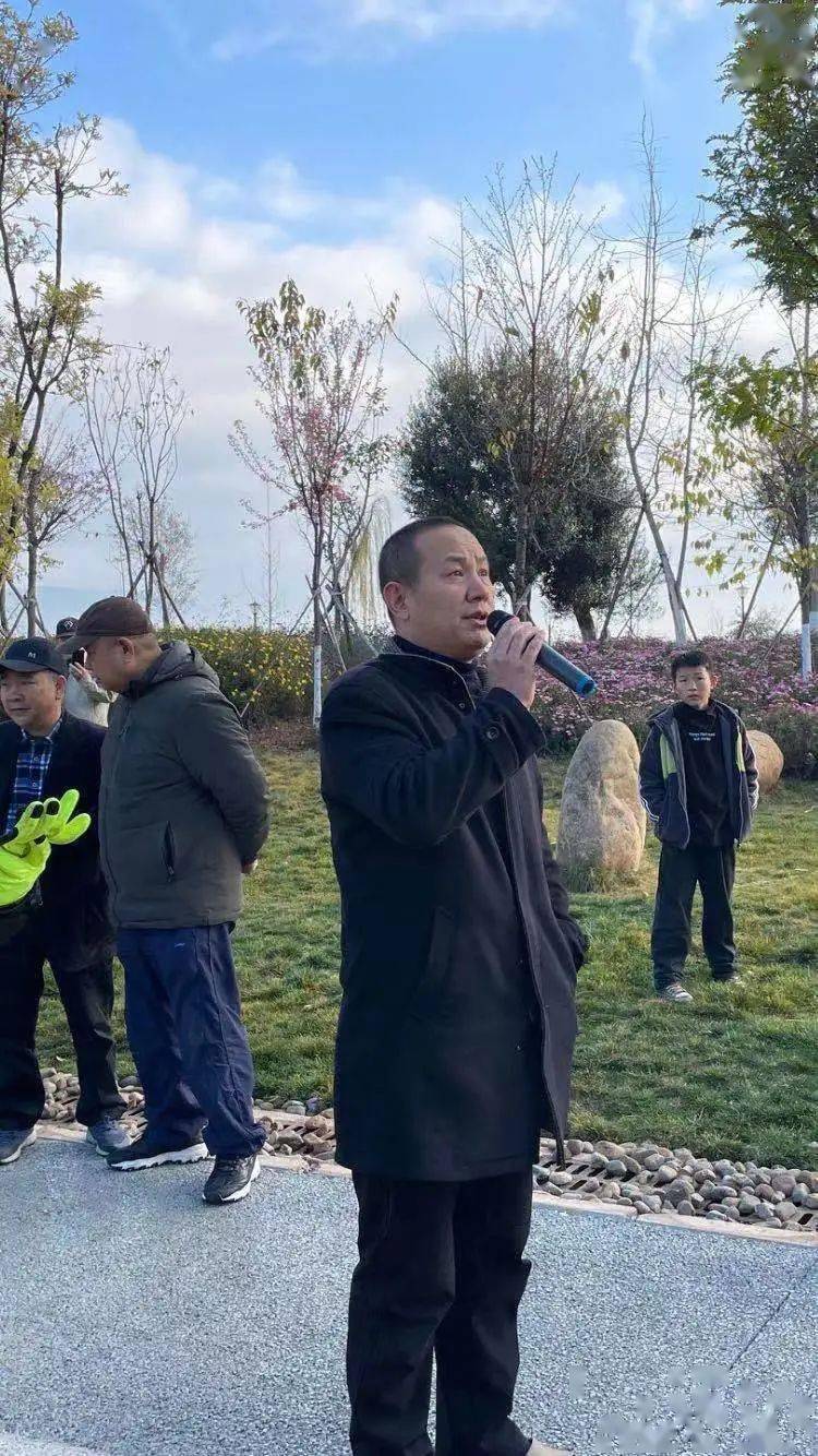 营清真寺主任纳恒宝,云南省伊斯兰教协会副会长代俊峰分别发表了讲话