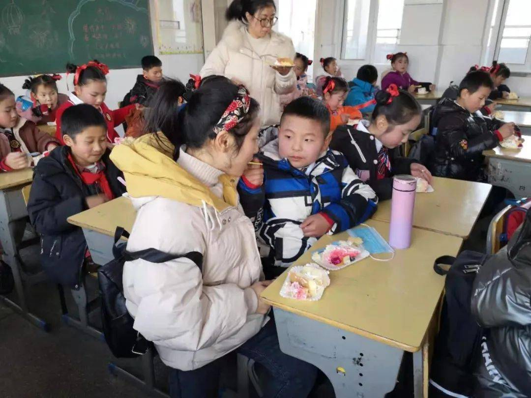 感恩立志 快乐成长——贵池区永明小学隆重举行成童礼仪式