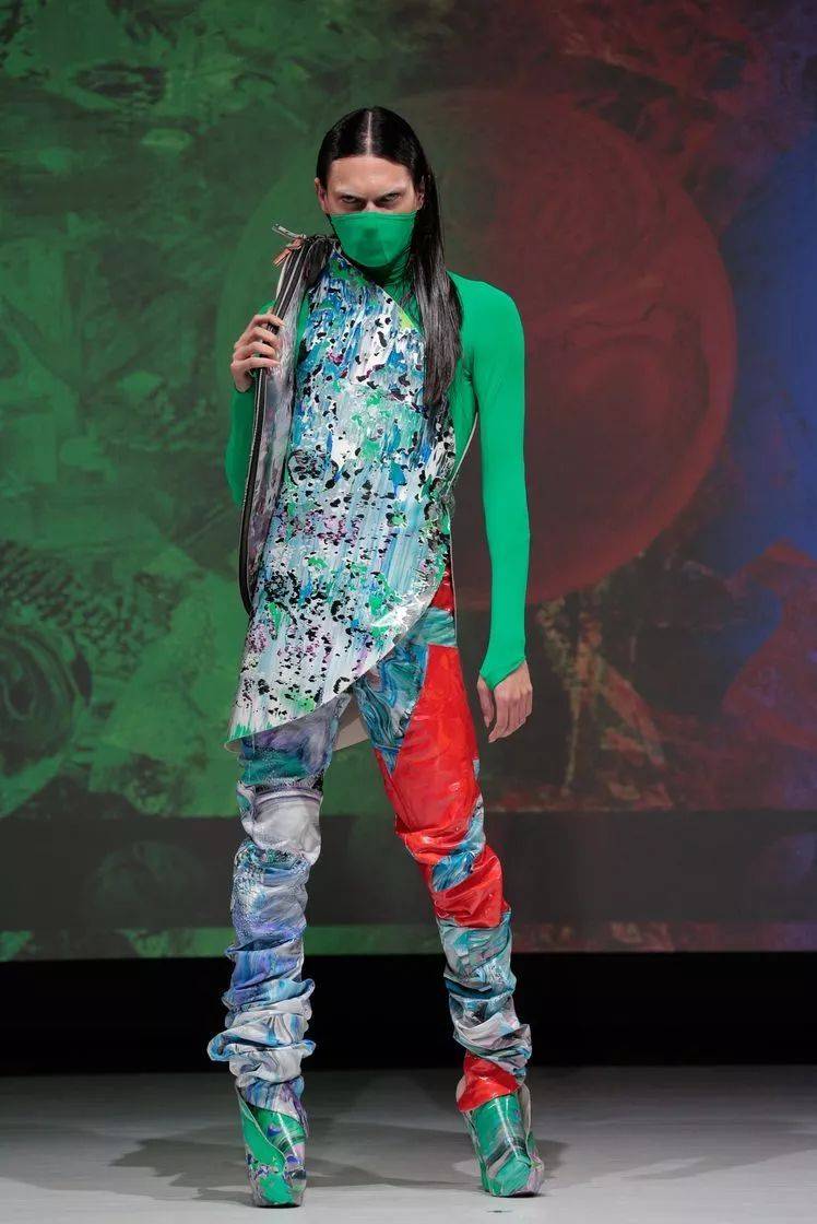 一眼惊艳3d打印技术的仿生植物叶脉服装时尚与艺术前卫兼具