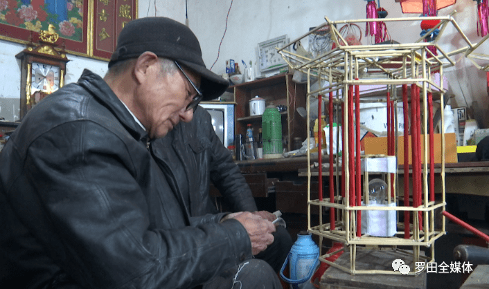 45年坚守 罗田扎彩技艺传承人胡常宽:希望手艺能传承下去