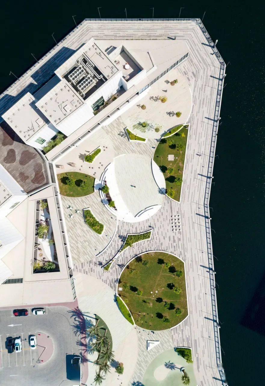 办公楼前的景观,设计参照来了