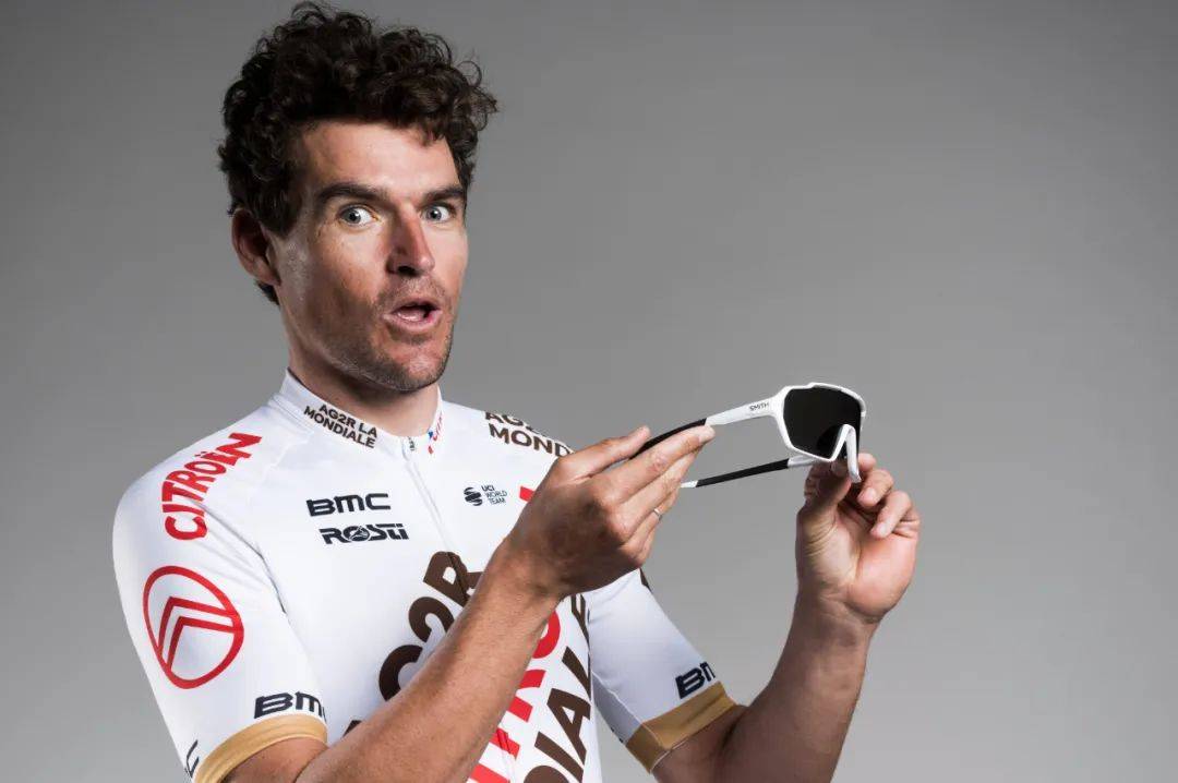 ag2r-雪铁龙车队涂装bmc slr01亮相