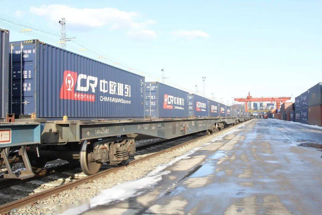 绥芬河铁路口岸2020年出入境中欧班列达218列