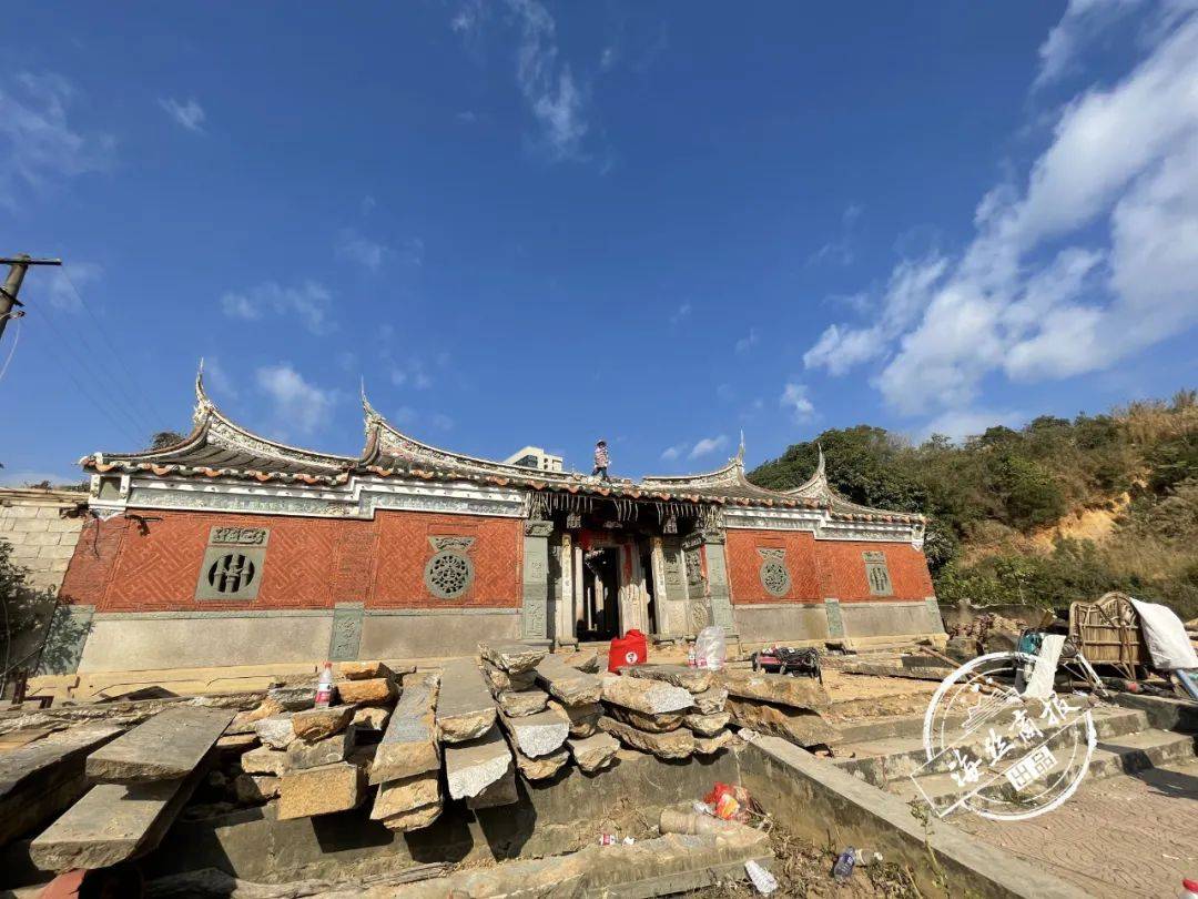 报道19户100多人整体搬迁仑苍这个重点项目开工了