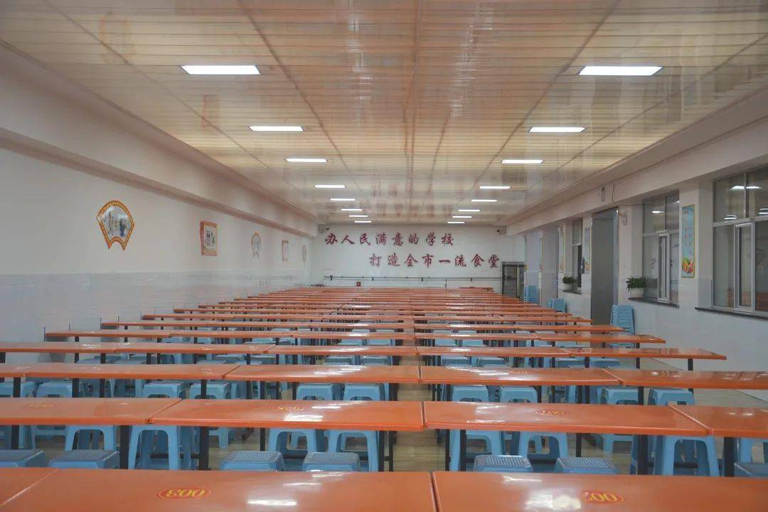 招生启事怀仁市峪宏中学大地正兴两校区招生启事图文