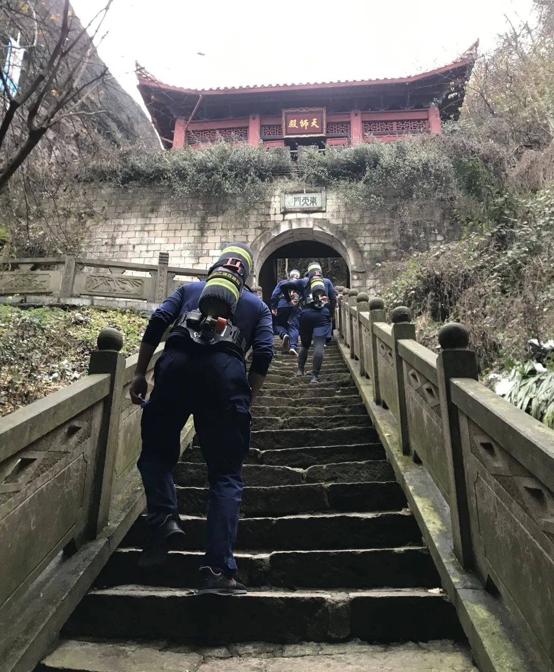 东阳市消防救援大队一周工作简讯(1.1-1.8)_汤勇