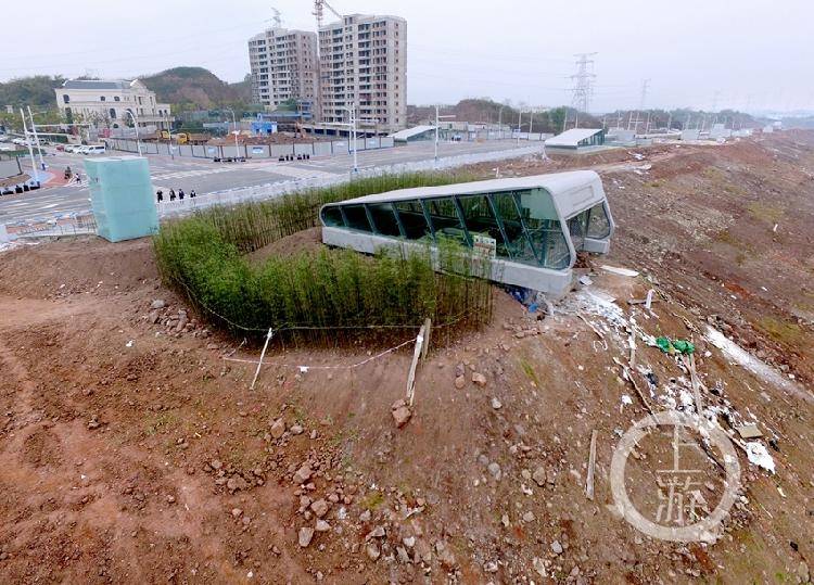 重庆又现"最荒凉地铁站" 目前尚未投入使用_清溪