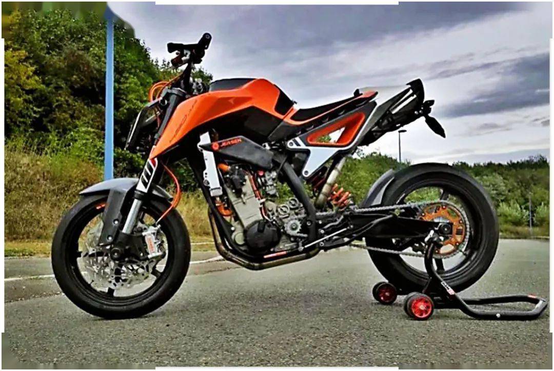 ktmduke490预计拥有60匹马力2022年开始量产