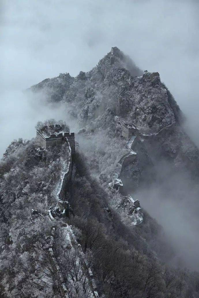 雪里山河水墨中国