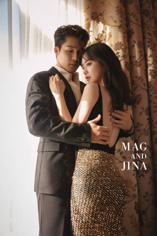 韩国艺人洪秀儿徐河俊携手拍情侣主题写真_mydaily