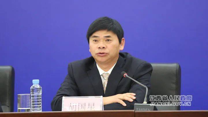 进贤县委常委,统战部长胡国星(文颖 摄)胡国星:五年来,进贤县在全面