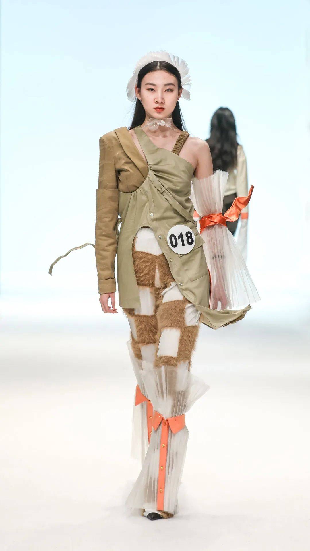 东华大学2021届服装设计专业毕业设计秀循环108系列413套