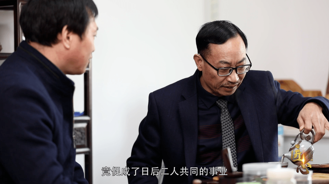 中央新影老故事频道匠心第四季532集回顾丨一滴米糠油的诞生