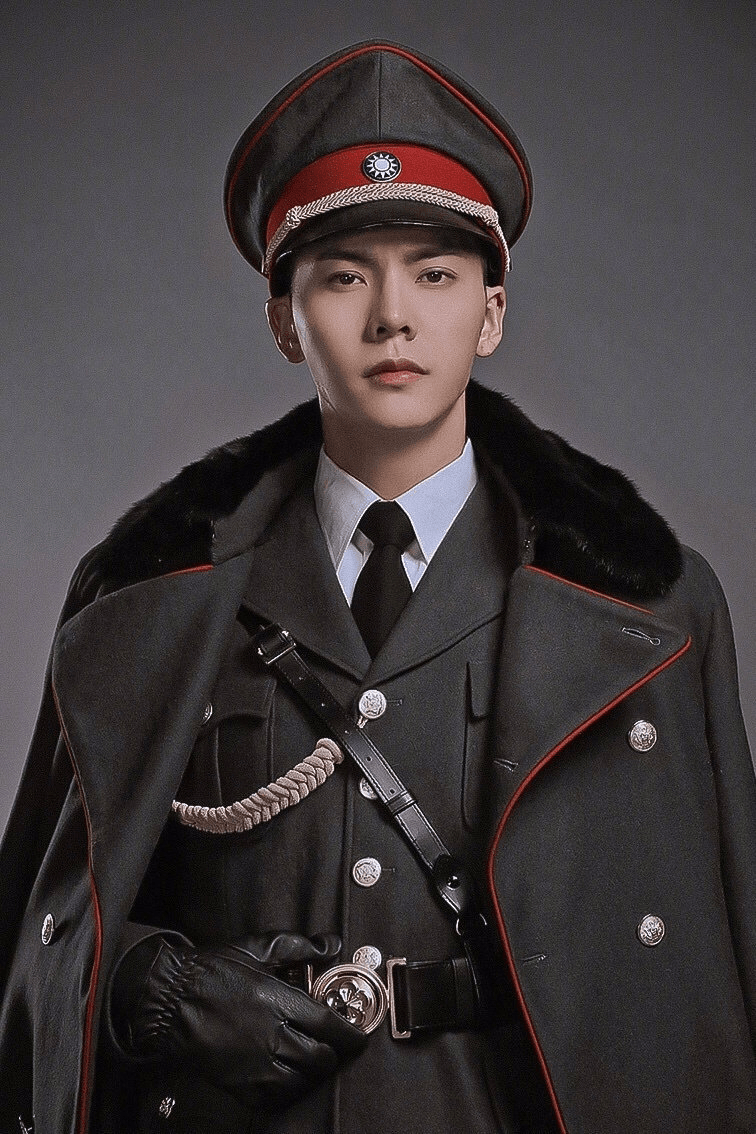 67男星民国风造型有多美?张若昀霸道肖战贵气,看到陈伟霆:爱了