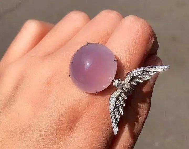 粉色翡翠有多美?是真实存在的吗?_颜色