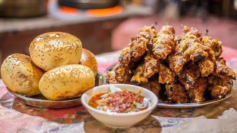 致富有产业,就业有岗位,增收有门路……阿图什市阿扎克乡将就近就地